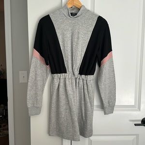 NWOT Bershka Mock Neck Colorblock Sweatshirt Mini Dress Size Small